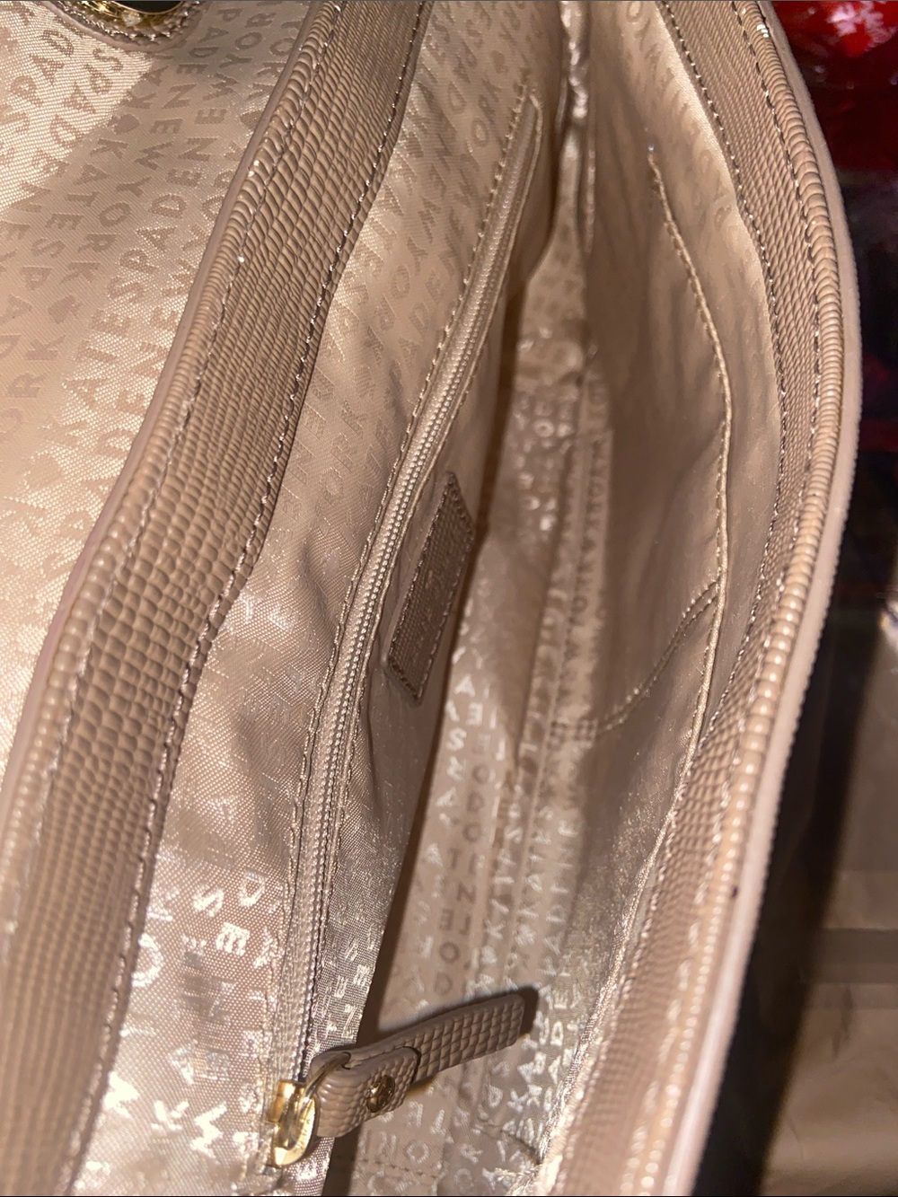 kate spade Beige Shoulder Bag with Gold Hardware - Picture 4 of 15